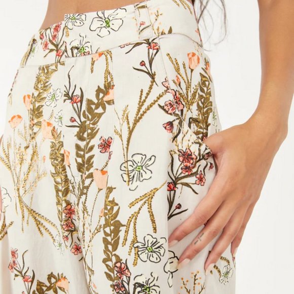 Free People Menorca Cropped Floral Printed Pants - Picture 6 of 16